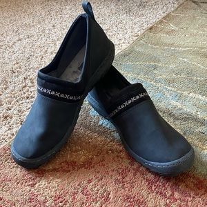 JBU by Jambu Womens Becca Black Faux Leather Slip-On Sneakers Shoes - Size 9.5